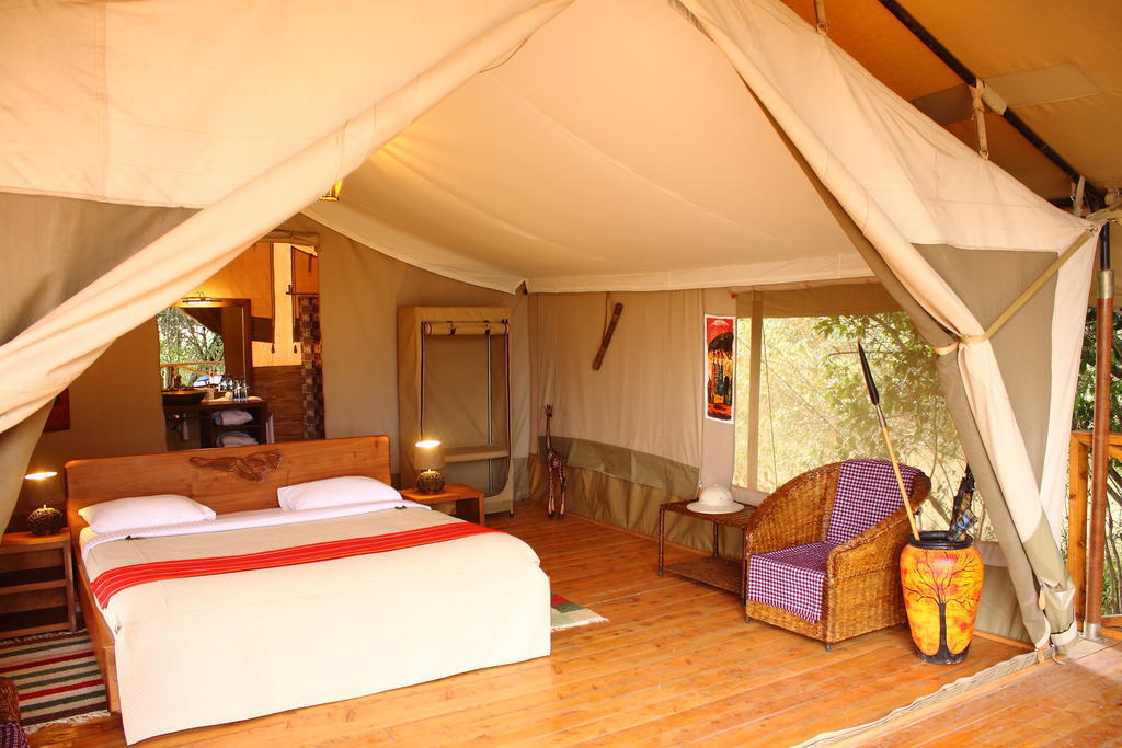 Отель Loyk Mara Luxury Camp Масаи-Мара Экстерьер фото