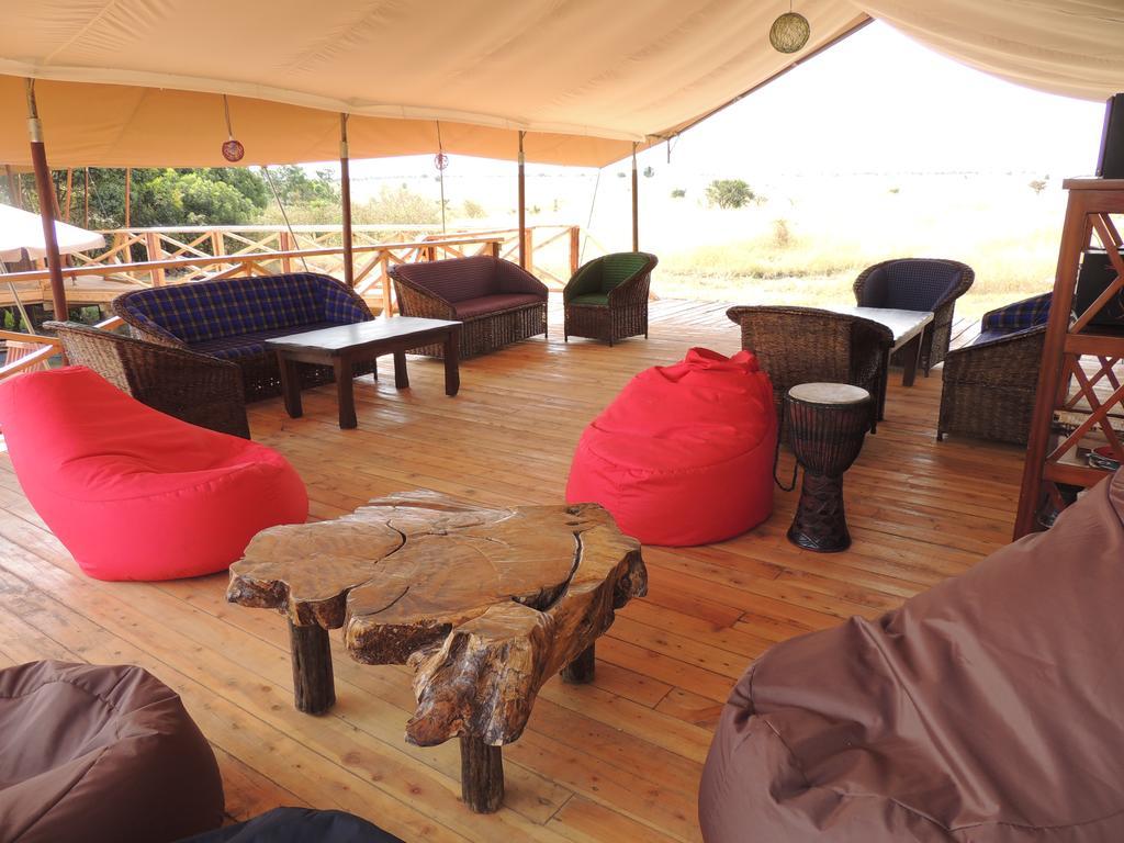 Отель Loyk Mara Luxury Camp Масаи-Мара Экстерьер фото